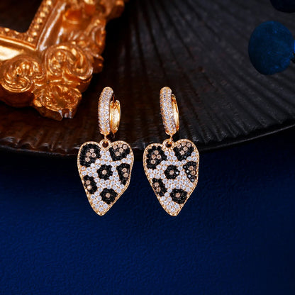 Leopard Heart Huggies – Wild print meets golden glam
