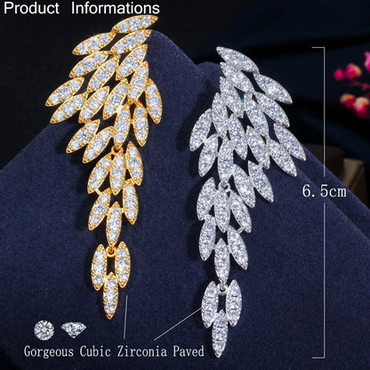 Goddess Vibes Only | Feathered Elegance in 18k Gold